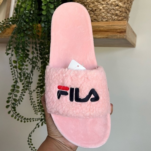 Fila Fuzzy Slide Sandals Pink Sz 11 - Picture 4 of 7
